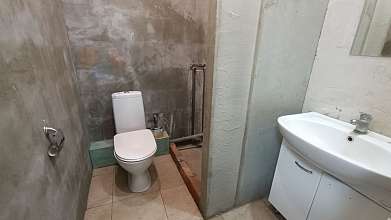 Свободное назначение, 141 м