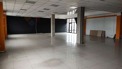 Торговое помещение, 235 м