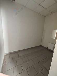 Торговое помещение, 549 м