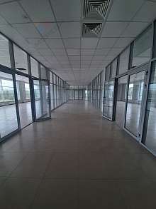 Торговое помещение, 539 м