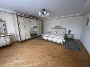 Дом, 3 этажа, 182 м2, 4 сот.