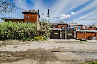 Дом, 2 этажа, 393 м2, 7 сот.