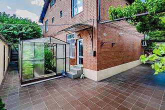 Дом, 2 этажа, 199 м2, 4 сот.