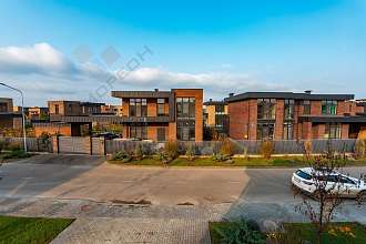 Дуплекс, 2 этажа, 135 м2, 3 сот.