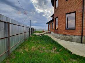 Дом, 3 этажа, 283 м2, 8 сот.