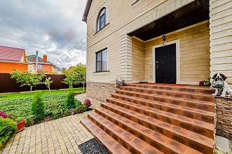 Дом, 2 этажа, 272 м2, 8 сот.