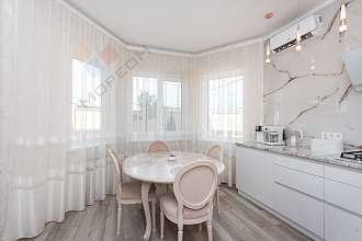 Дом, 2 этажа, 143 м2, 3 сот.