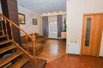 Дом, 2 этажа, 94 м2, 4 сот.