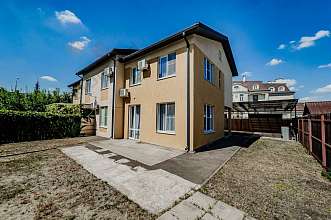 Дуплекс, 2 этажа, 154 м2, 2 сот.