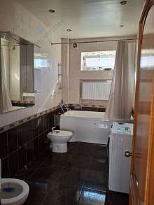 Дом, 2 этажа, 166 м2, 10 сот.