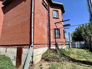 Дом, 3 этажа, 465 м2, 10 сот.