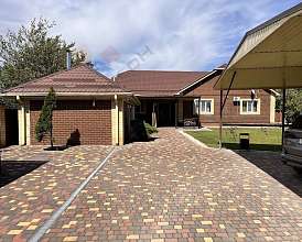 Дом, 2 этажа, 252 м2, 10 сот.