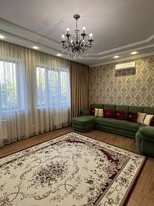 Дом, 2 этажа, 262 м2, 8 сот.