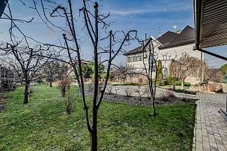 Дом, 3 этажа, 370 м2, 16 сот.