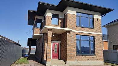 Дом, 2 этажа, 205 м2, 6 сот.