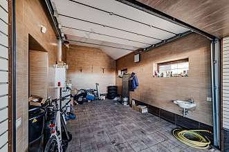 Дом, 2 этажа, 375 м2, 8 сот.