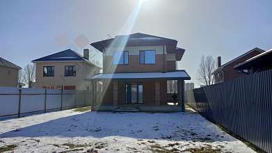 Дом, 2 этажа, 205 м2, 6 сот.