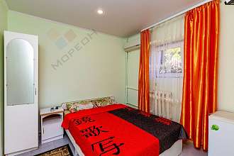 Дом, 3 этажа, 175 м2, 10 сот.