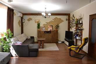 Дом, 2 этажа, 194 м2, 9 сот.