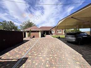 Дом, 2 этажа, 252 м2, 10 сот.