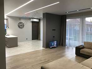 Дом, 1 этаж, 187 м2, 9 сот.