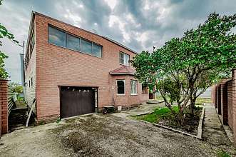 Дом, 2 этажа, 295 м2, 19 сот.