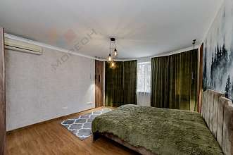 Дом, 3 этажа, 264 м2, 6 сот.