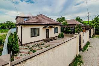 Дом, 2 этажа, 245 м2, 8 сот.