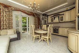 Дом, 2 этажа, 130 м2, 3 сот.