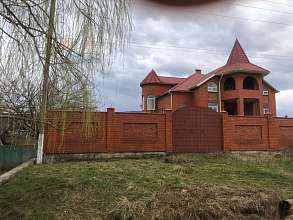 Дом, 3 этажа, 639 м2, 15 сот.