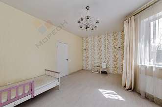 Дуплекс, 2 этажа, 195 м2, 9 сот.