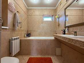 Дом, 2 этажа, 145 м2, 4 сот.