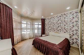 Дом, 2 этажа, 161 м2, 4 сот.