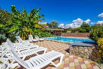 Дом, 3 этажа, 175 м2, 10 сот.