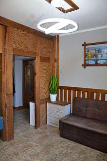 Дом, 2 этажа, 194 м2, 9 сот.