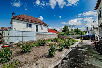 Дом, 2 этажа, 244 м2, 6 сот.