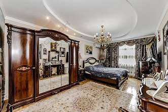 Дом, 4 этажа, 500 м2, 8 сот.