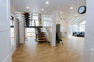 Дом, 2 этажа, 214 м2, 8 сот.