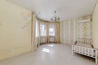 Дуплекс, 2 этажа, 195 м2, 9 сот.