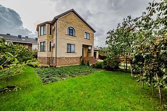 Дом, 2 этажа, 272 м2, 8 сот.