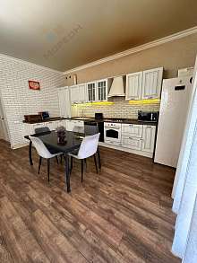 Дом, 2 этажа, 139 м2, 4 сот.