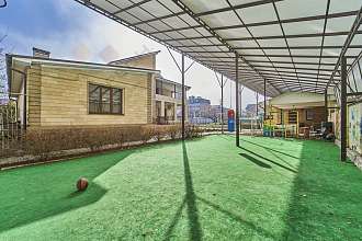 Дом, 2 этажа, 551 м2, 16 сот.