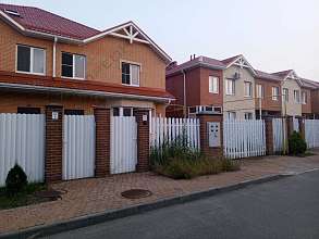 Таунхаус, 3 этажа, 120 м2, 2 сот.