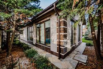 Дом, 2 этажа, 375 м2, 8 сот.