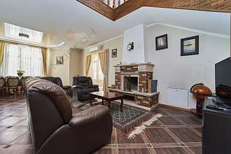 Дом, 2 этажа, 551 м2, 16 сот.