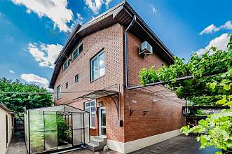 Дом, 2 этажа, 199 м2, 4 сот.