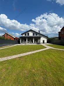 Дом, 2 этажа, 204 м2, 9 сот.