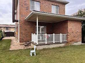 Дом, 2 этажа, 138 м2, 4 сот.