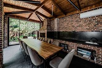 Дом, 2 этажа, 270 м2, 5 сот.