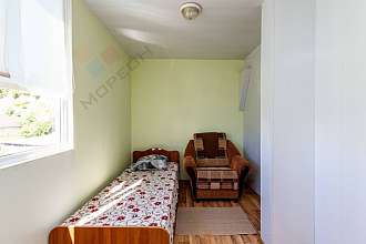 Дом, 3 этажа, 175 м2, 10 сот.